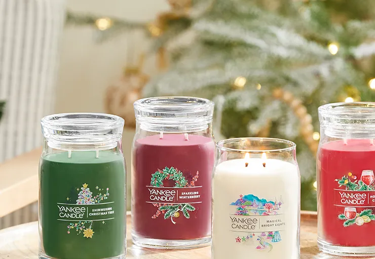 Getting in the Holiday Spirit with Yankee Candle's Bright Lights Collection  and Pop-Up Shops